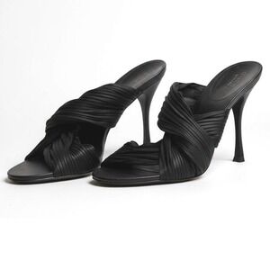 Gucci Black Satin Pleated Twist Mule Sandals Stiletto Heels Made in Italy 6.5B